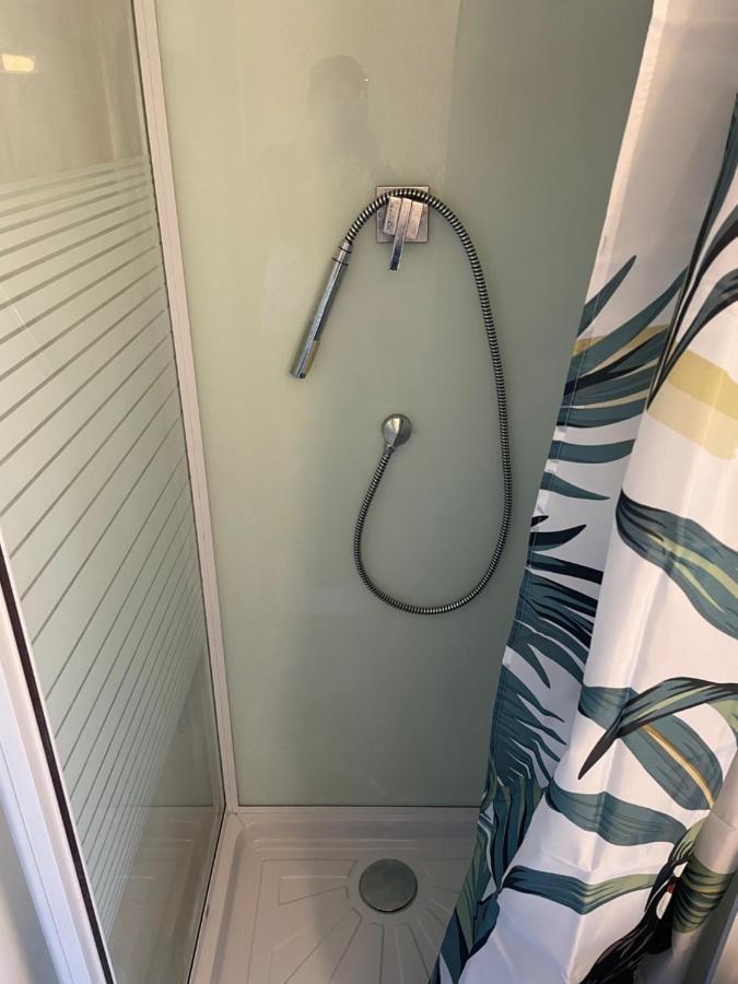 Apartamento Immeuble Les Perdrix Quimper Exterior foto